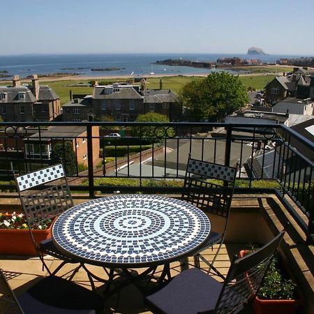 No 10 Royal Apartments North Berwick Buitenkant foto