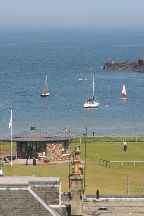 No 10 Royal Apartments North Berwick Buitenkant foto