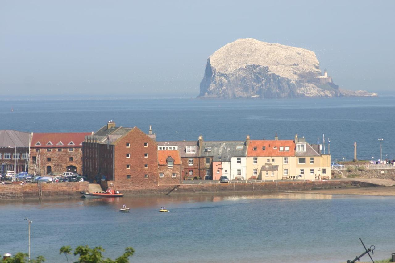 No 10 Royal Apartments North Berwick Buitenkant foto